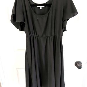 Jessica Simpson - Black Dress